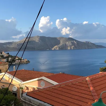 Kali Strata Traditional Mansion With Sea View